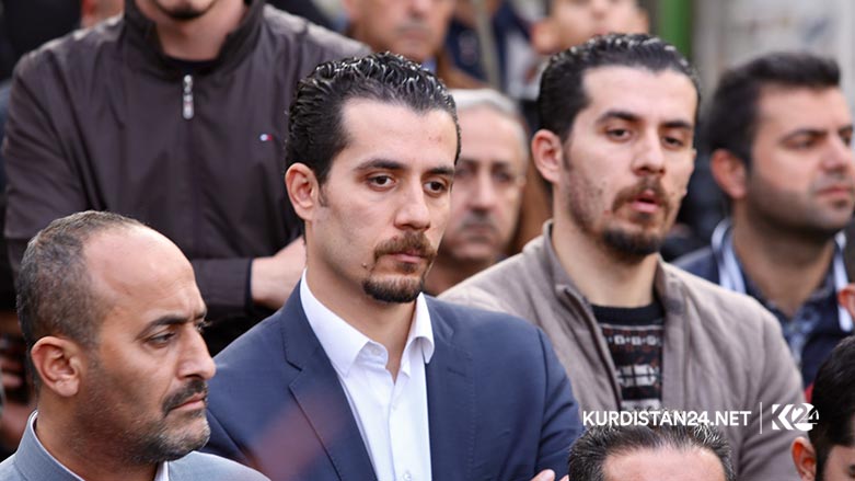 ته‌رمی هونه‌رمه‌ند  ئاسۆ عومه‌ر سواره‌ به‌خاكسپێردرا